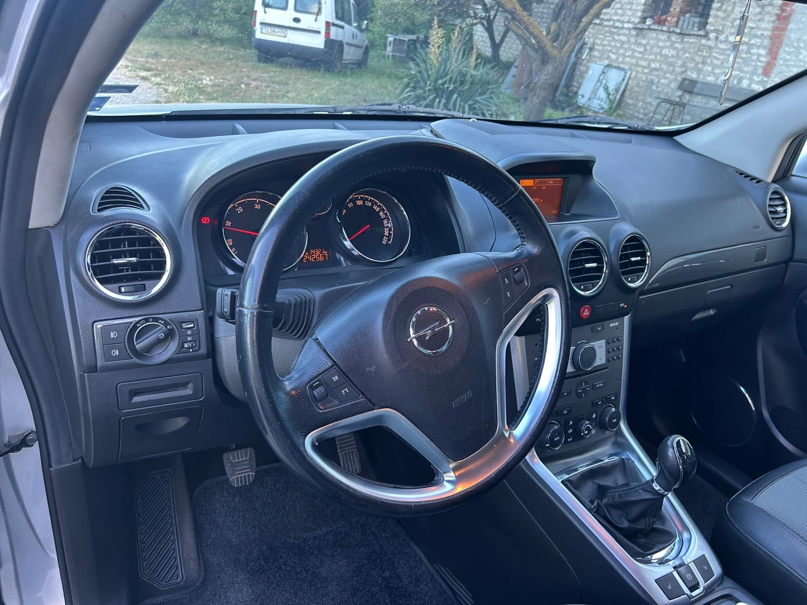 Opel Antara  - изображение 8