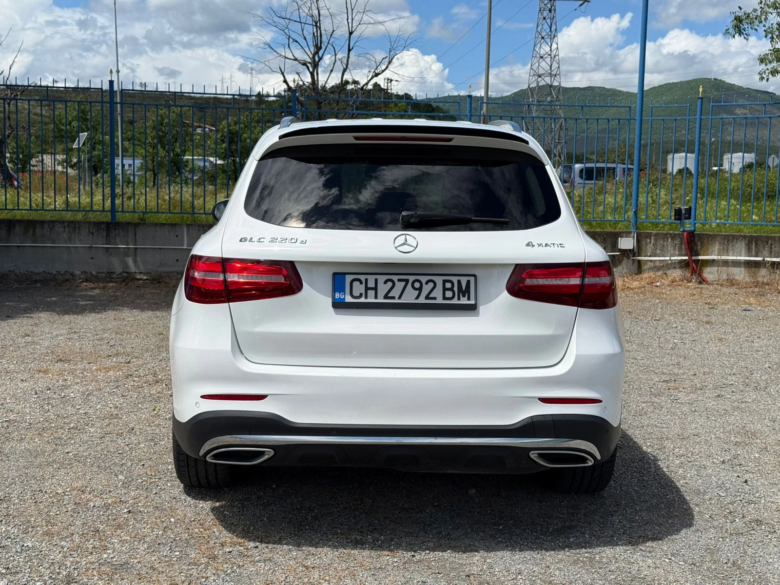Mercedes-Benz GLC 220 CDi AMG Line НАПЪЛНО ОБСЛУЖЕНА  AIRMATIC 4MATIC, снимка 6 - Автомобили и джипове - 52991006