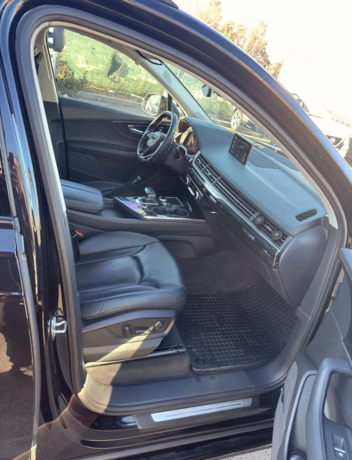 Audi Q7 3.0 TFSI, снимка 9 - Автомобили и джипове - 53772020