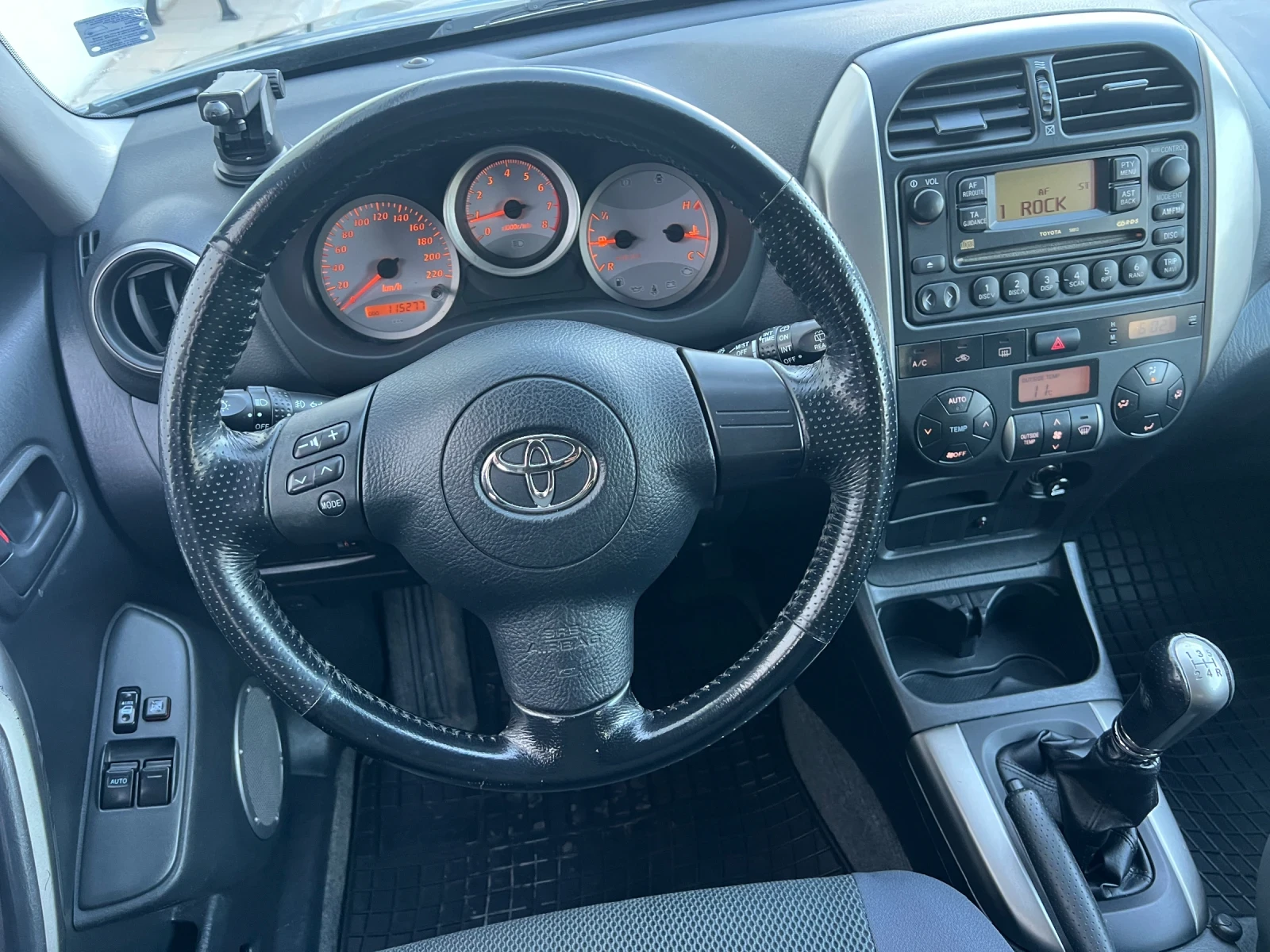 Toyota Rav4  2.0i 115277km..!!!, снимка 14 - Автомобили и джипове - 53840368