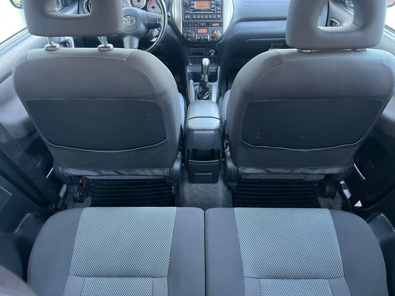 Toyota Rav4  2.0i 115277km..!!!, снимка 11 - Автомобили и джипове - 53840368