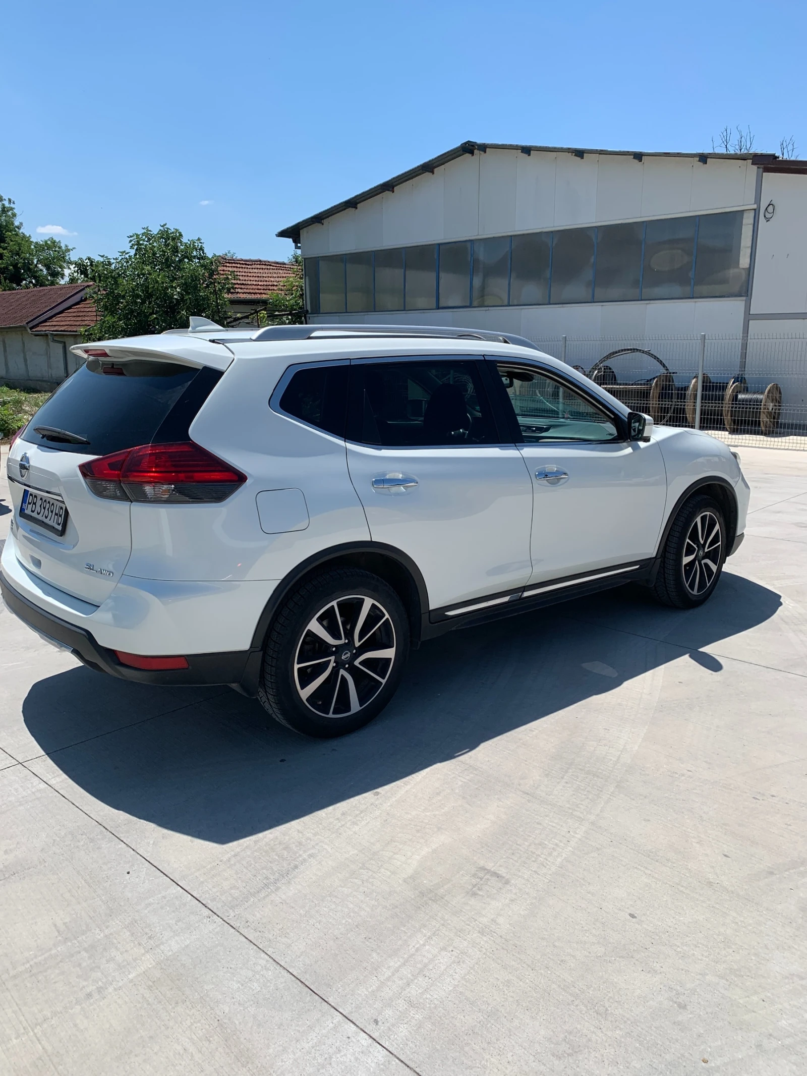 Nissan Rogue Nissan Rogue SL Platinum AWD, снимка 3 - Автомобили и джипове - 54345901