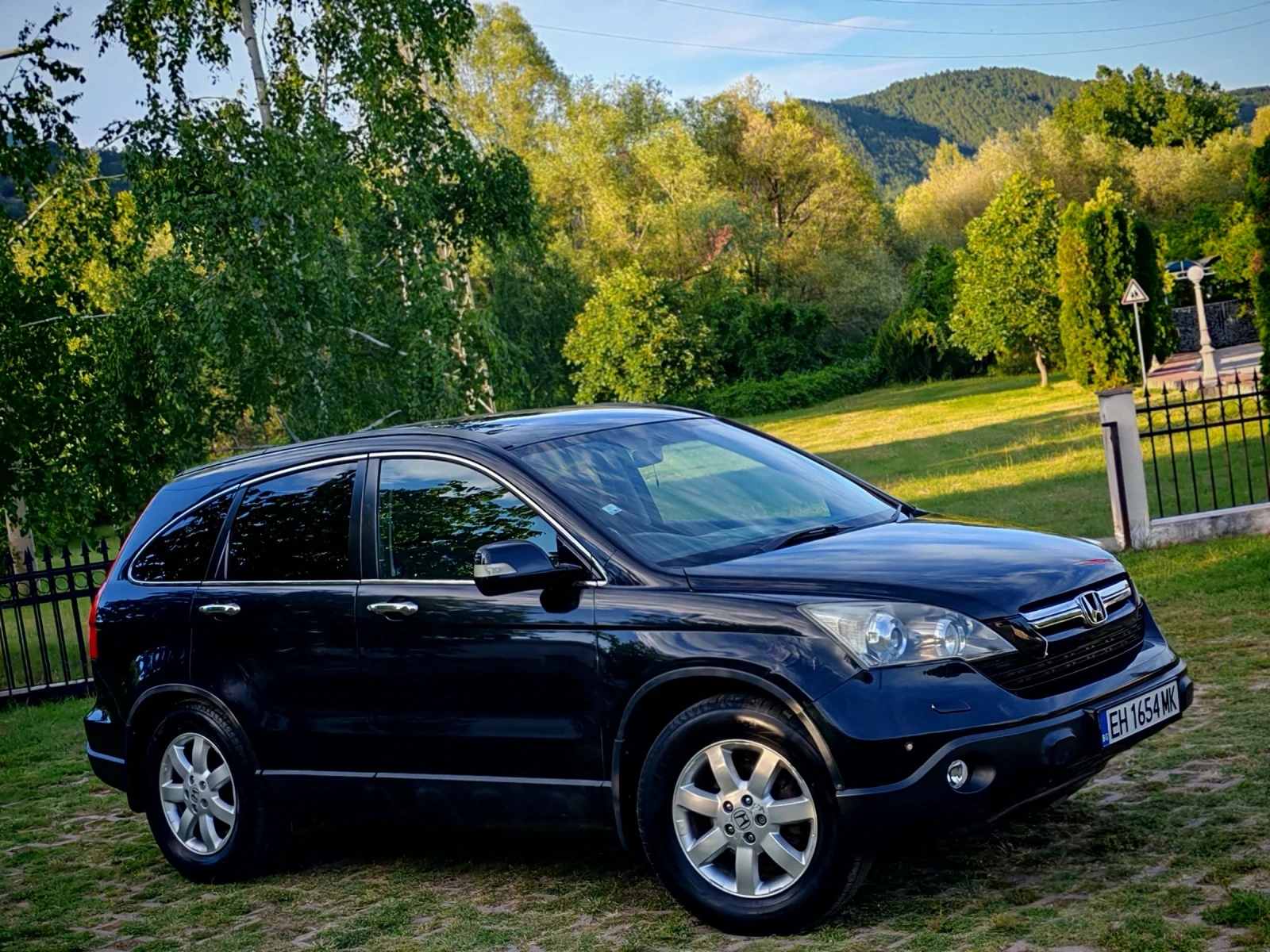 Honda Cr-v 2.2i-CDTi(140)* 6-СКОРОСТИ* НОВ ВНОС* , снимка 8 - Автомобили и джипове - 54947898