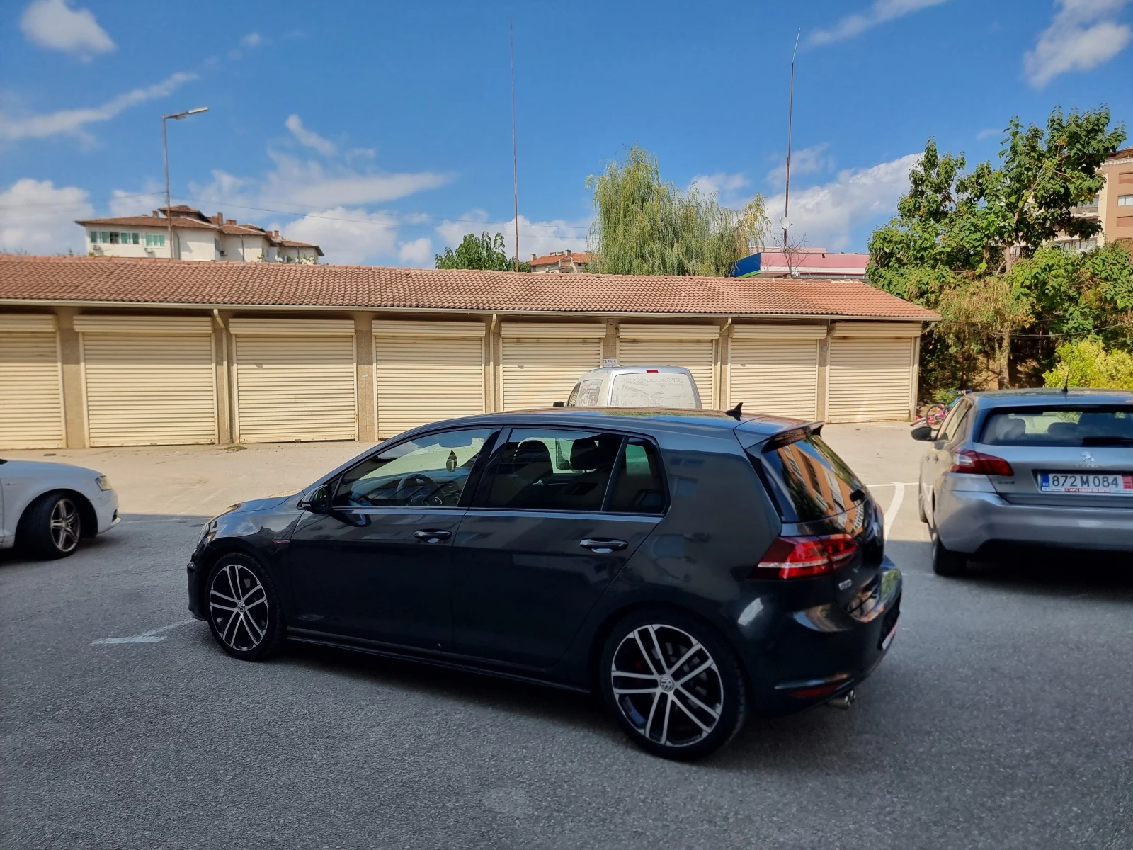 VW Golf 2.0* GTD* Full, снимка 9 - Автомобили и джипове - 55782104
