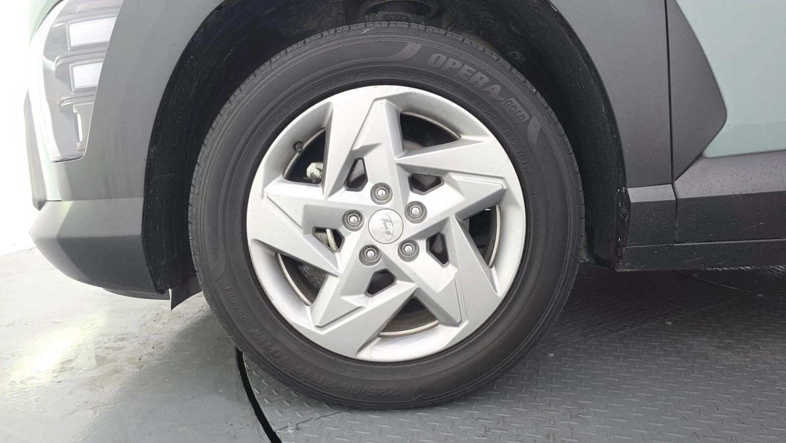 Hyundai Kona 1.6T Premium 4x4* DISTRONIC* ПОДГРЕВ* ОБДУХВАНЕ* , снимка 5 - Автомобили и джипове - 55466755