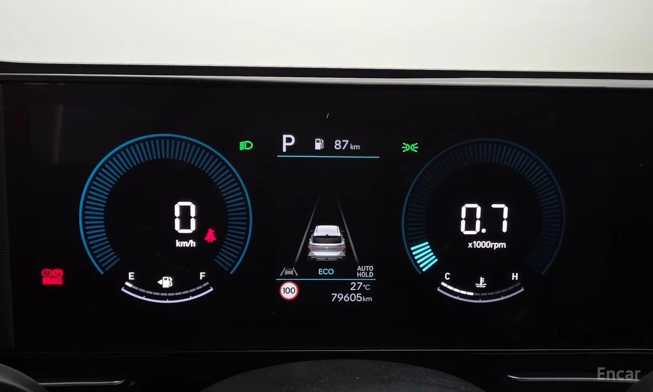 Hyundai Kona 1.6T Premium 4x4* DISTRONIC* ПОДГРЕВ* ОБДУХВАНЕ* , снимка 10 - Автомобили и джипове - 55466755