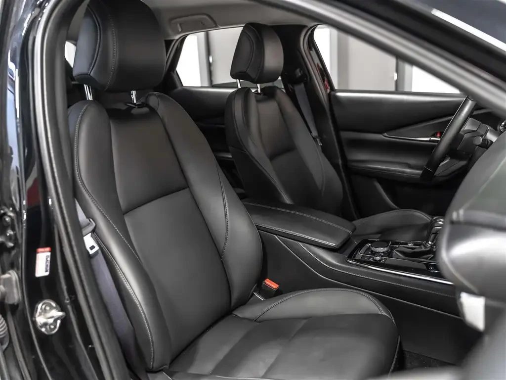 Mazda CX-30 GS AWD | Accident Free| Distronic , снимка 9 - Автомобили и джипове - 55589298