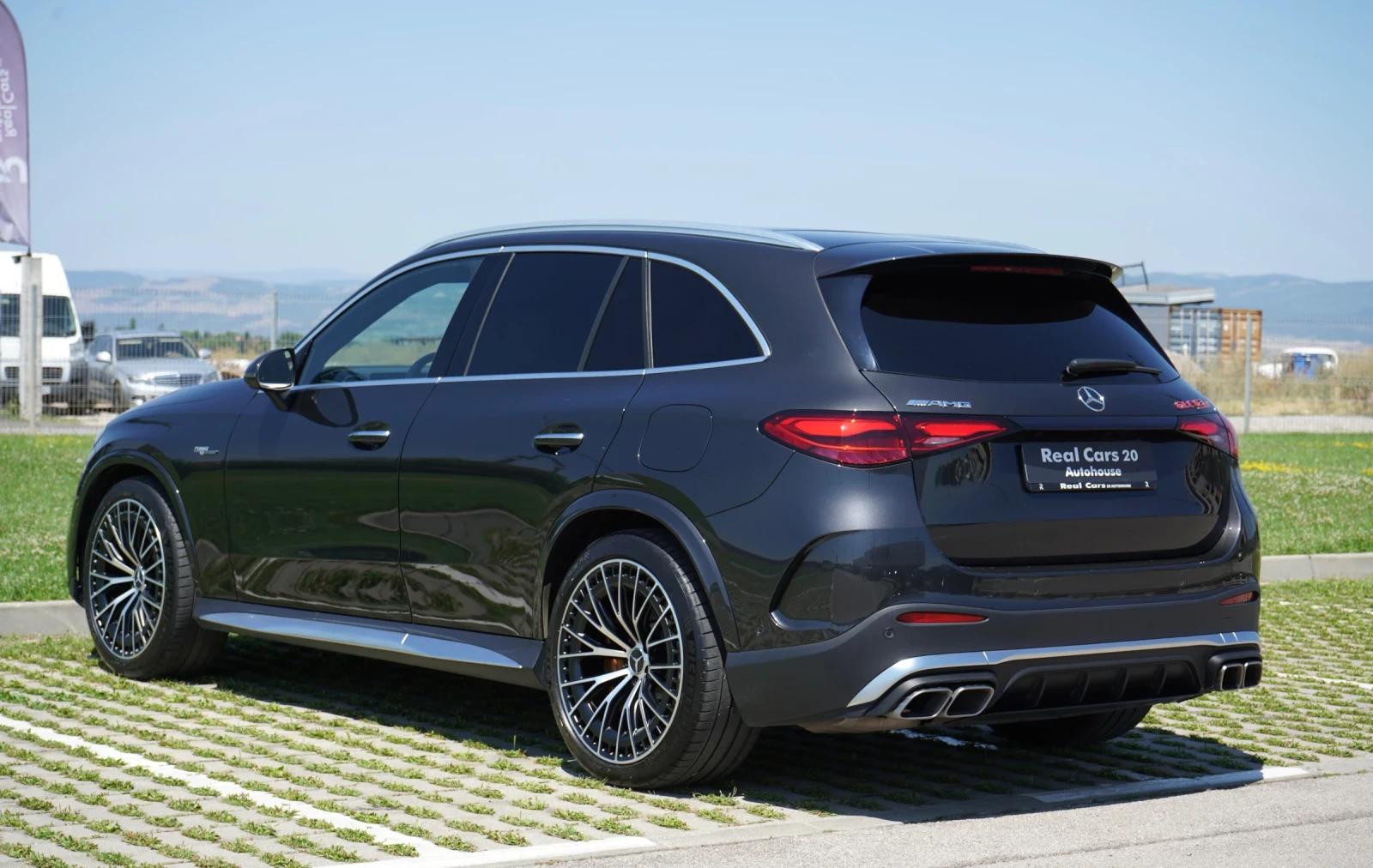 Mercedes-Benz GLC 63 AMG S* E-PERFORMANCE* CERAMIC* DISTR* BURM* MEMORY* KE, снимка 6 - Автомобили и джипове - 55625534