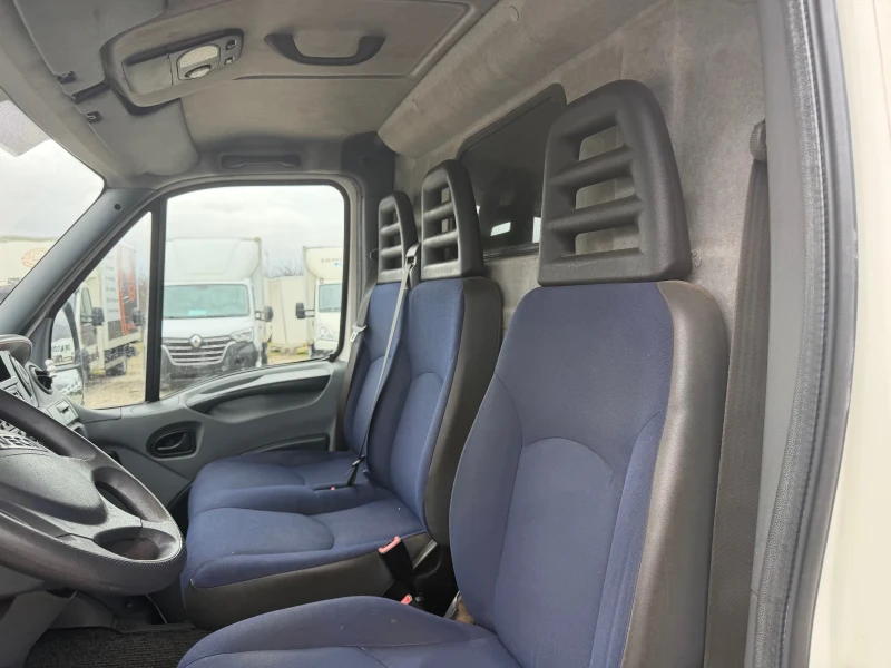 Iveco Daily MAКСИ!КЛИМАТРОНИК!, снимка 10 - Бусове и автобуси - 53233241