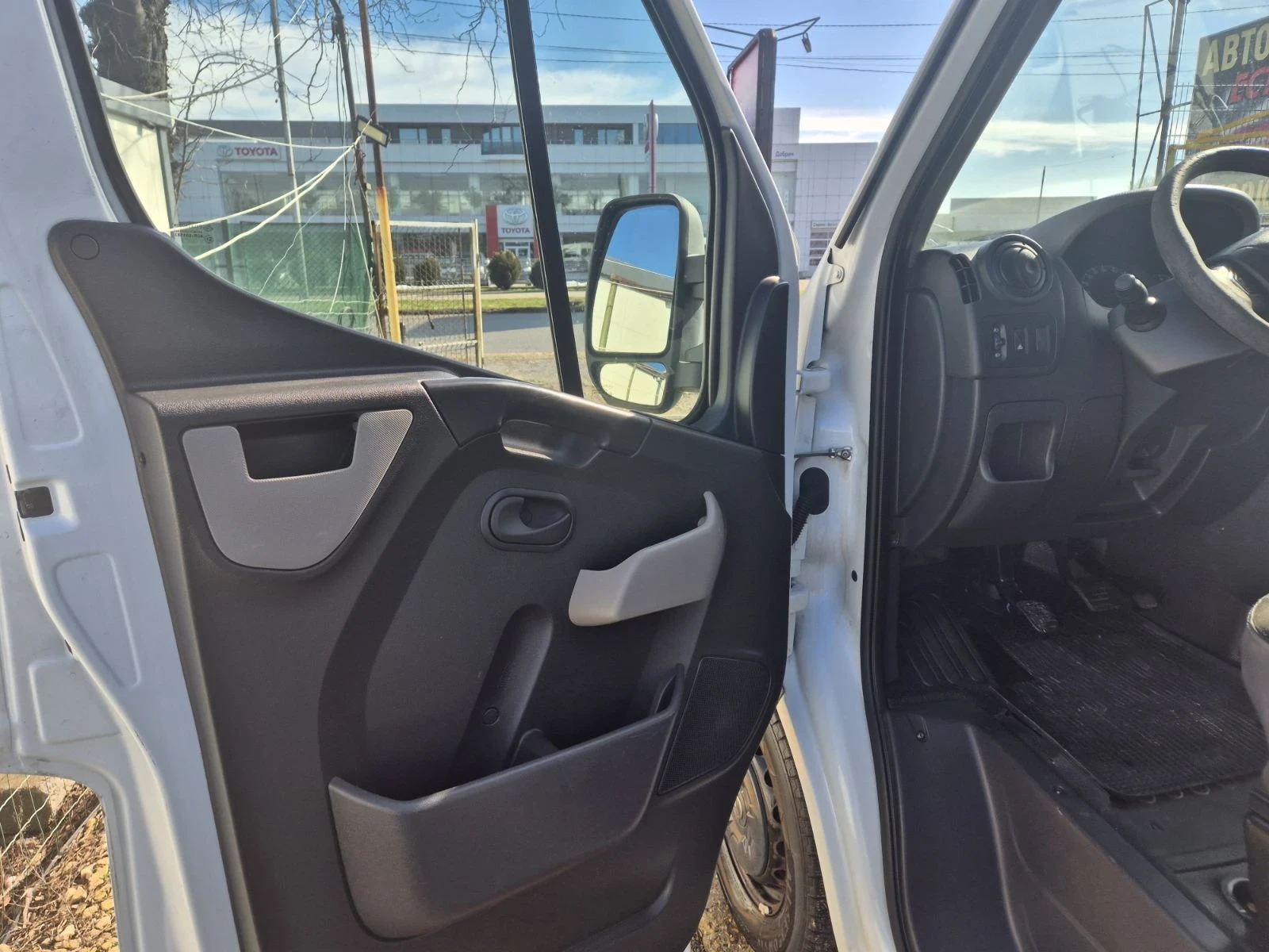 Opel Movano 2.3 CDTI Turbo - изображение 6