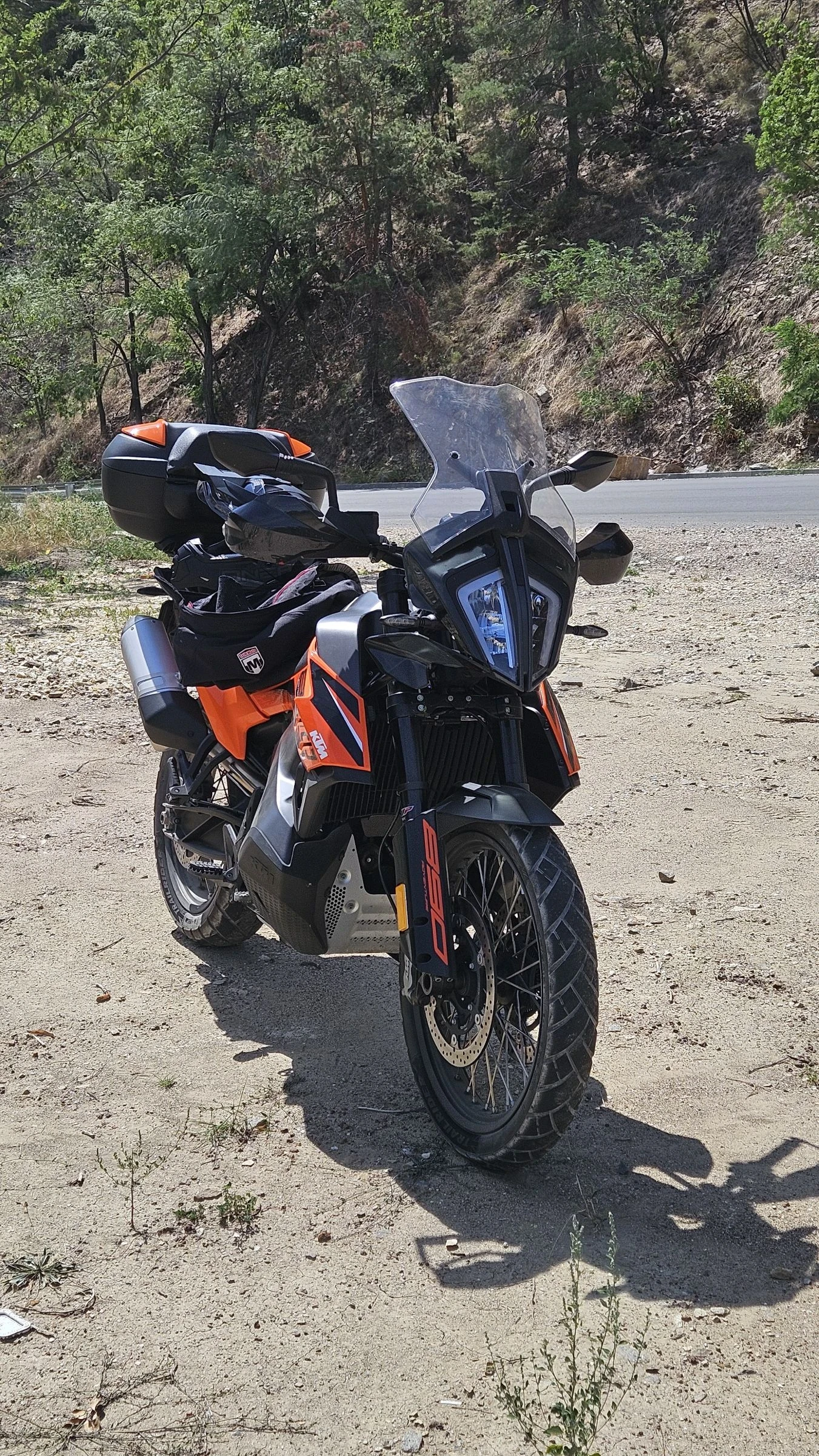 Ktm Adventure 890 - изображение 3