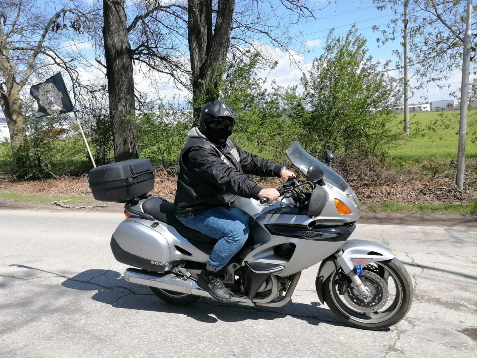 Honda Deauville NT650V , снимка 3 - Мотоциклети и мототехника - 55598018
