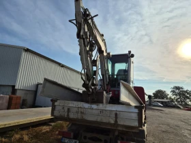 Багер Takeuchi Tb235, снимка 9