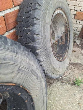Гуми зил за 130, снимка 1