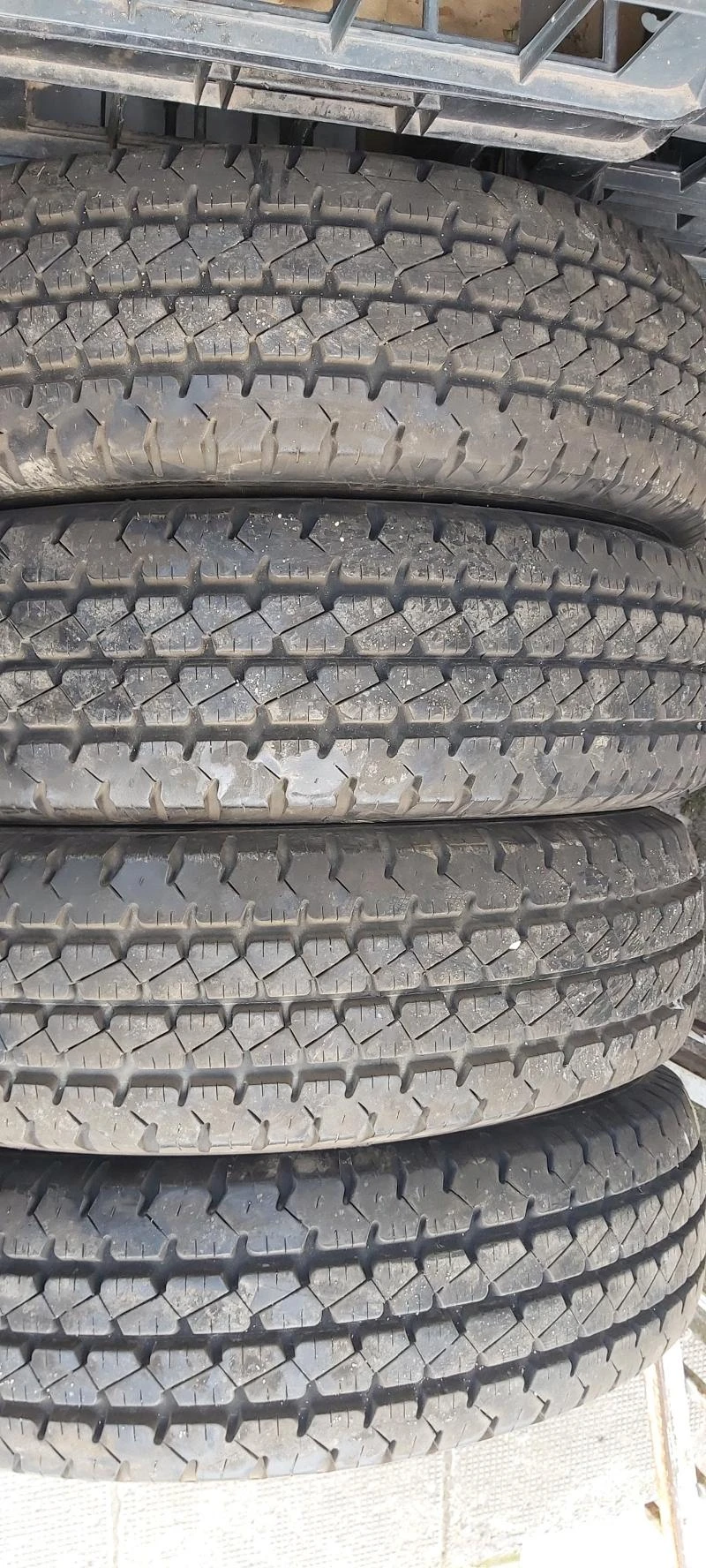 Гуми Летни 205/75R16, снимка 1 - Гуми и джанти - 32915964