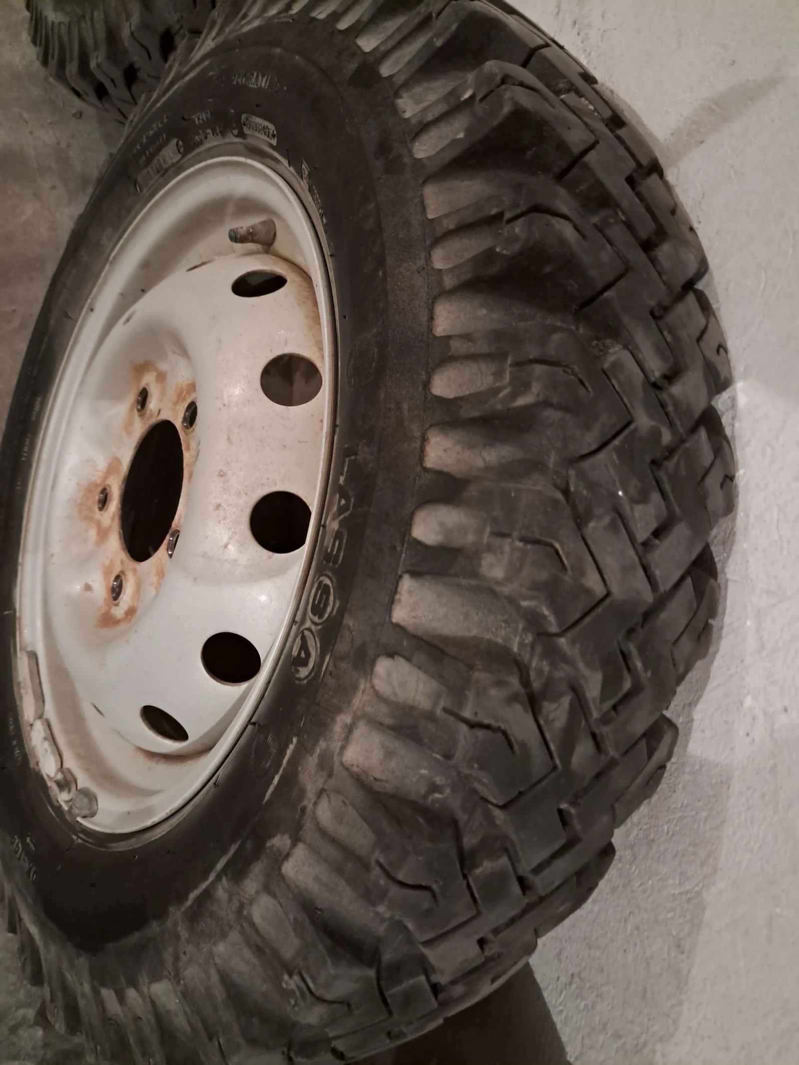    185/85R16  Lada Niva | Mobile.bg   6