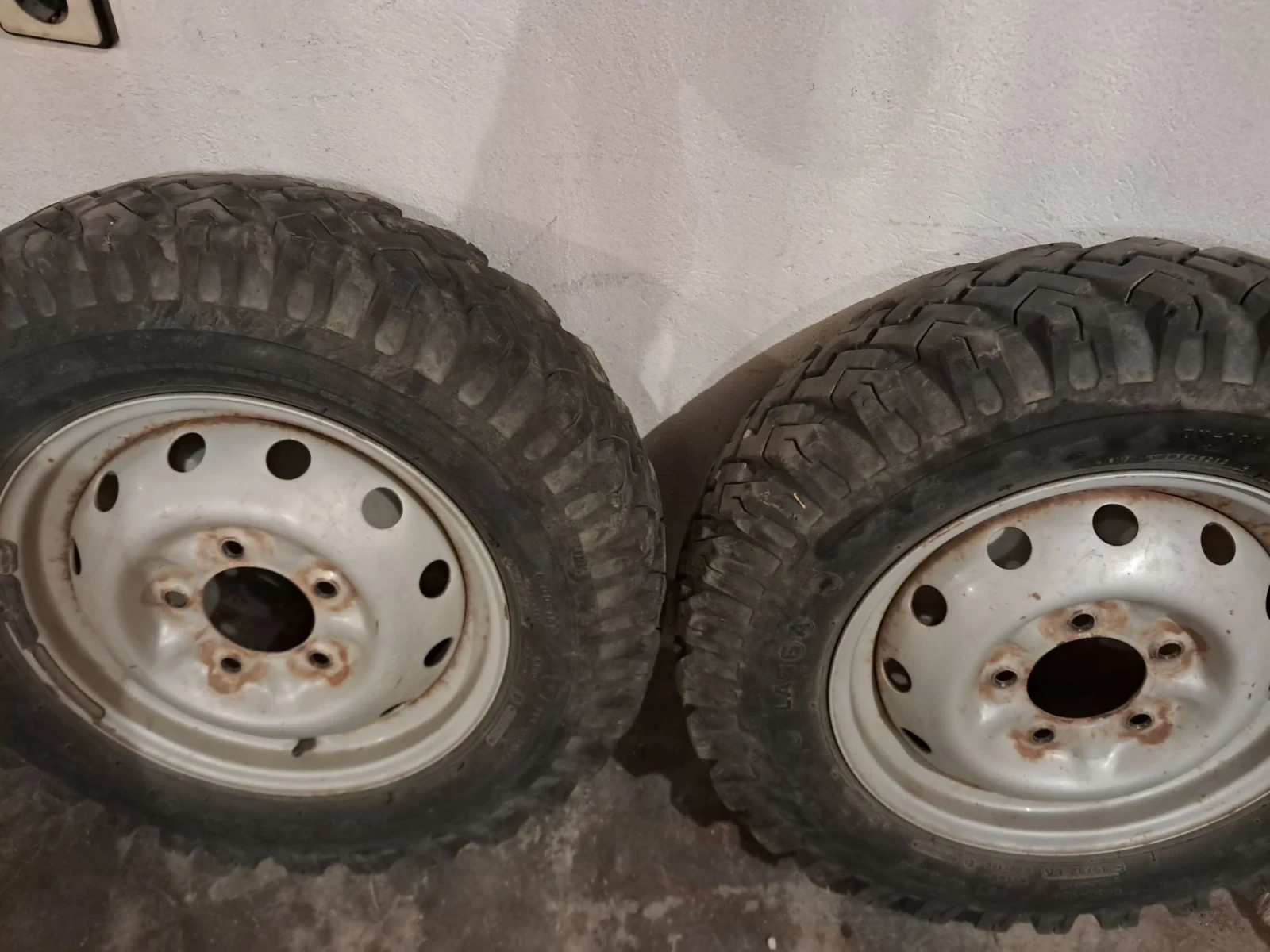    185/85R16  Lada Niva | Mobile.bg   10