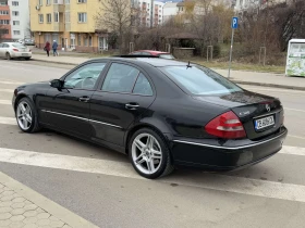 Mercedes-Benz E 320 Avantgarde /Подгрев/Обдухване/Памет/Щори/AMG джант, снимка 13