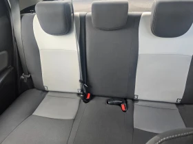 Toyota Yaris 1.5HYBRID-FACE-AВТОМАТИК-НАВИГАЦИЯ | Auto.bg — изображение 14