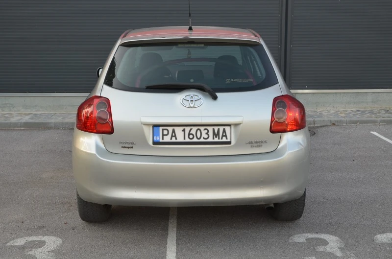 Toyota Auris 2.0 D4D , снимка 5 - Автомобили и джипове - 46456498