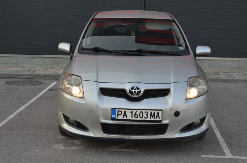 Toyota Auris 2.0 D4D , снимка 2 - Автомобили и джипове - 46456498