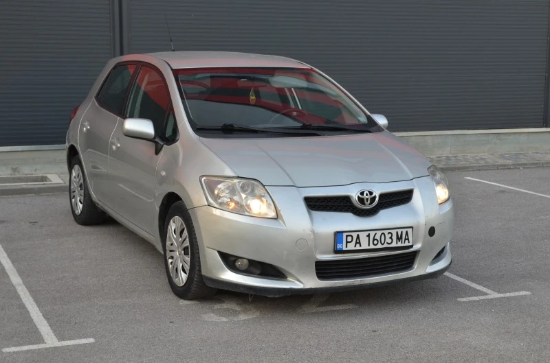 Toyota Auris 2.0 D4D , снимка 3 - Автомобили и джипове - 46456498