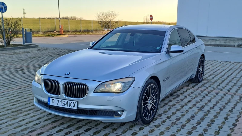 BMW 730 730, снимка 1 - Автомобили и джипове - 48620177