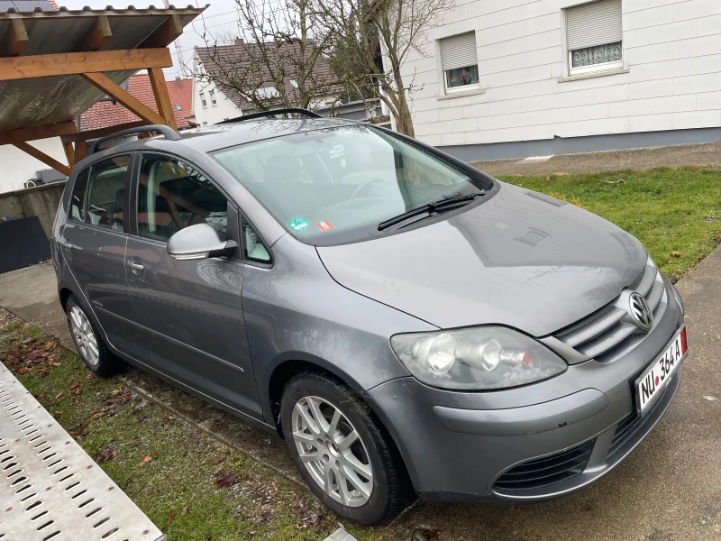 VW Golf Plus 1.6i UNITED EDITION, ЗИМНИ ГУМИ CONTINENTAL, снимка 1 - Автомобили и джипове - 48701912