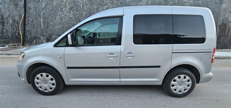 VW Caddy 1.6tdi DSG7 цена с ддс, снимка 8 - Автомобили и джипове - 49414572