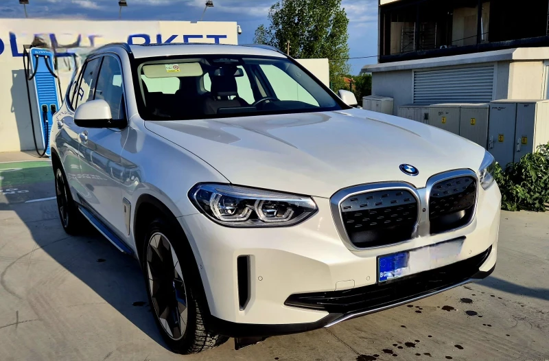 BMW iX3 Harman Cardon, снимка 2 - Автомобили и джипове - 52529195