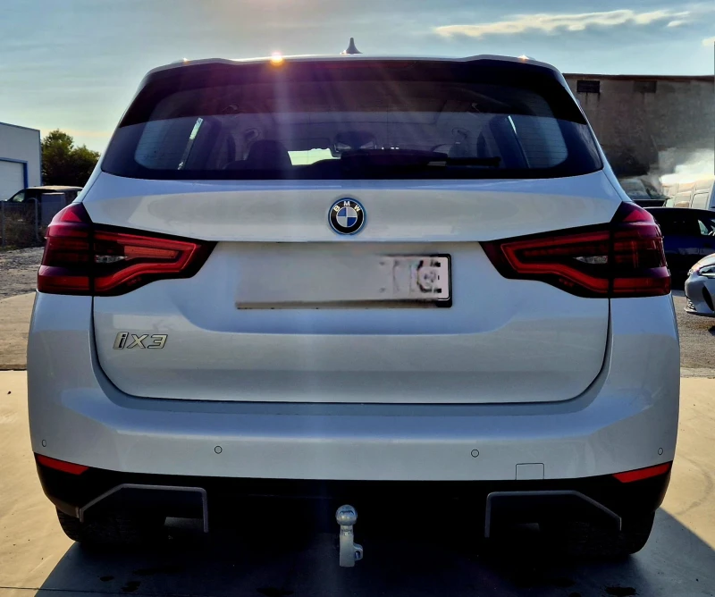 BMW iX3 Harman Cardon, снимка 4 - Автомобили и джипове - 52529195