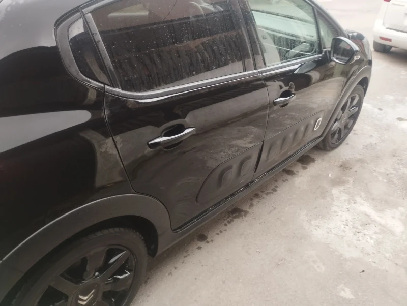 Citroen C3 1.2, снимка 9 - Автомобили и джипове - 52036418