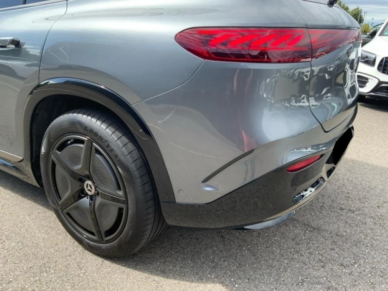 Mercedes-Benz EQS 580 SUV/AMG/4-MATIC/HYPERSCREEN/BURM/HEAD UP/PANO/, снимка 6 - Автомобили и джипове - 52086042