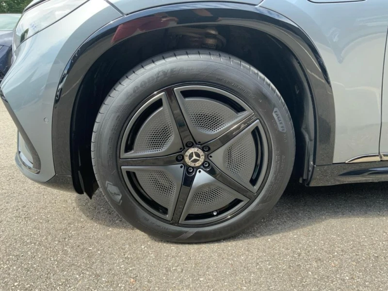 Mercedes-Benz EQS 580 SUV/AMG/4-MATIC/HYPERSCREEN/BURM/HEAD UP/PANO/, снимка 4 - Автомобили и джипове - 52086042