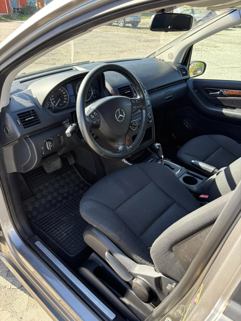 Mercedes-Benz A 170, снимка 9 - Автомобили и джипове - 52258839