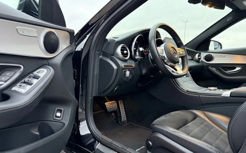 Mercedes-Benz C 220, снимка 2 - Автомобили и джипове - 52482850