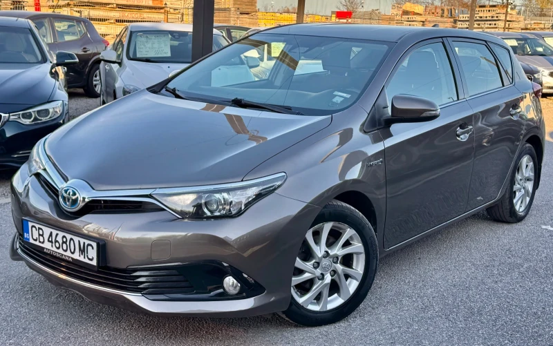 Toyota Auris Един собственик / Пълна история, снимка 2 - Автомобили и джипове - 52732533