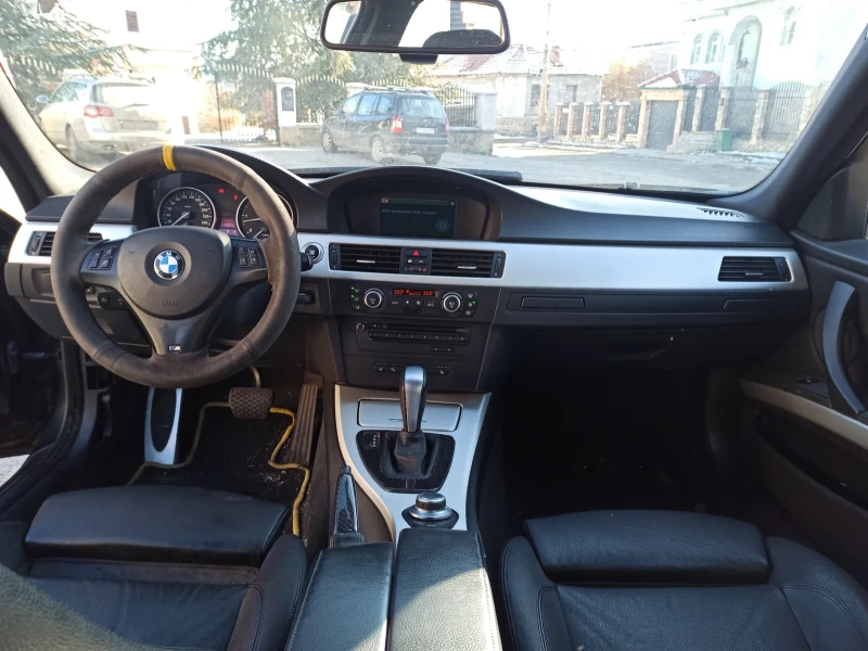 BMW 330 М-Пакет 231XD, снимка 5 - Автомобили и джипове - 52956819