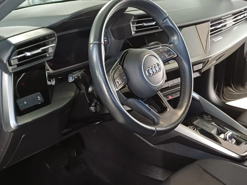 Audi A3 2.0tdi Business Автомат Евро6 , снимка 8 - Автомобили и джипове - 53038246