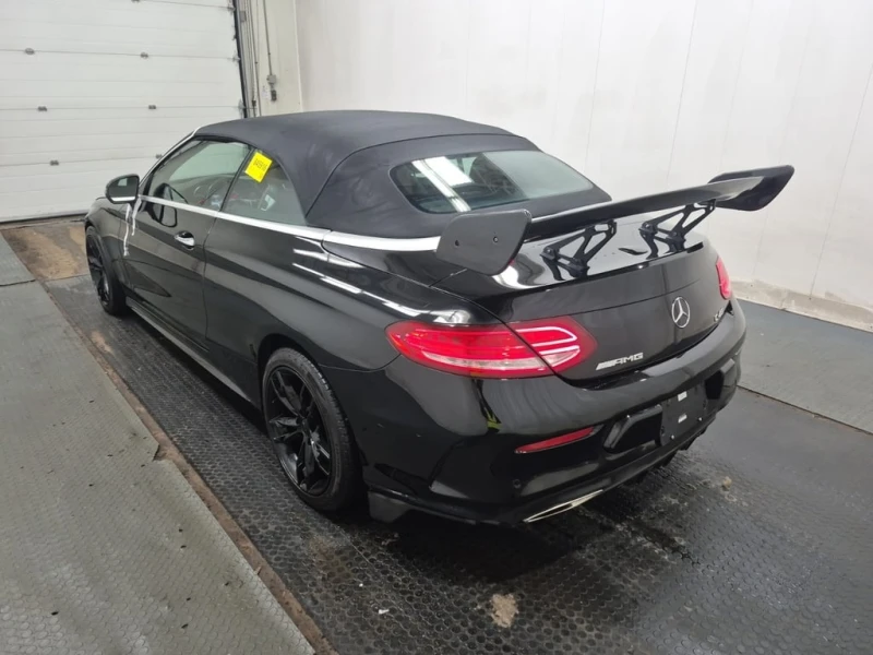 Mercedes-Benz C 300 * CARFAX * БЕЗ ПЪРВОНАЧАЛНА ВНОСКА, снимка 4 - Автомобили и джипове - 53200267