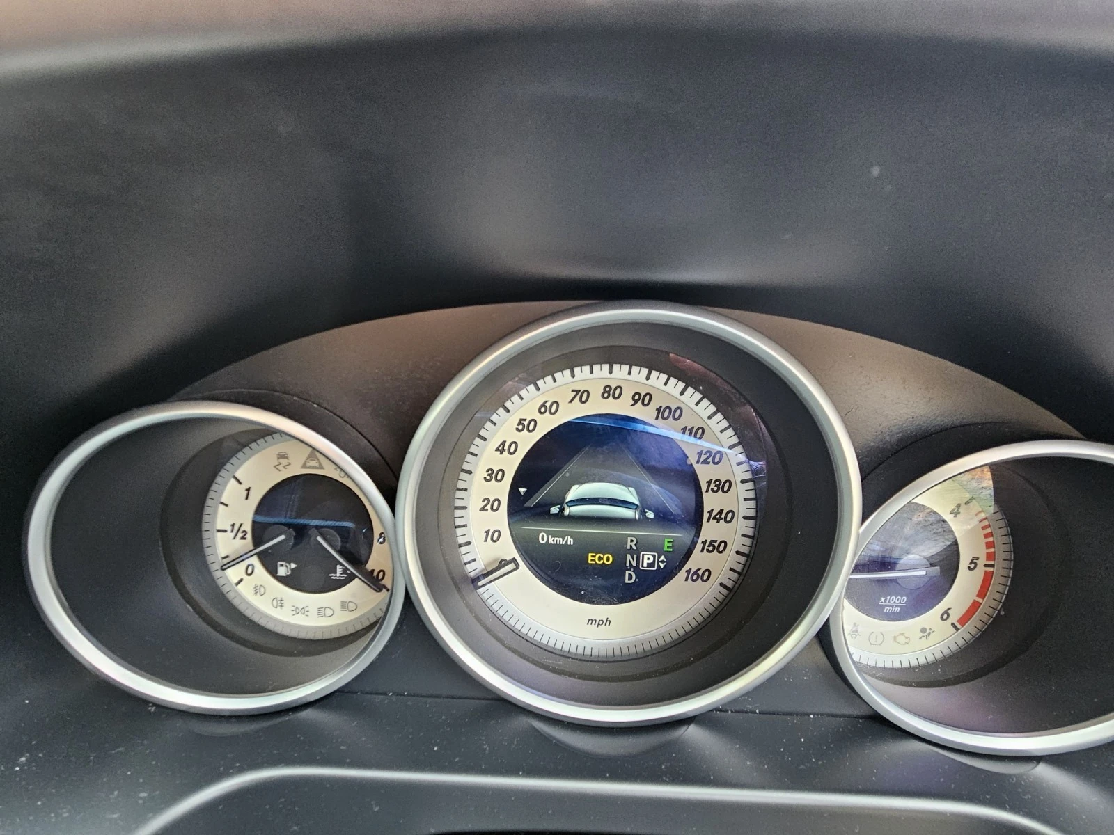 Mercedes-Benz E 220 Full led//Евро6 | Mobile.bg — изображение 13