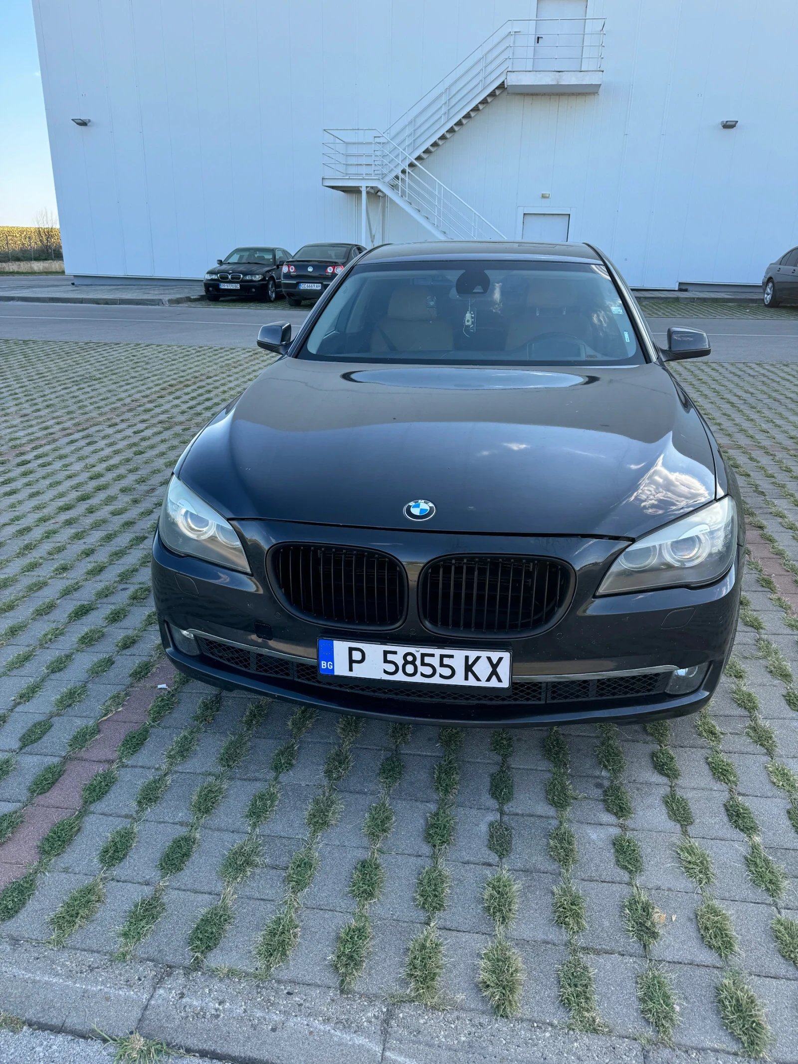 BMW 730 Топ! Обслужен!  - изображение 2