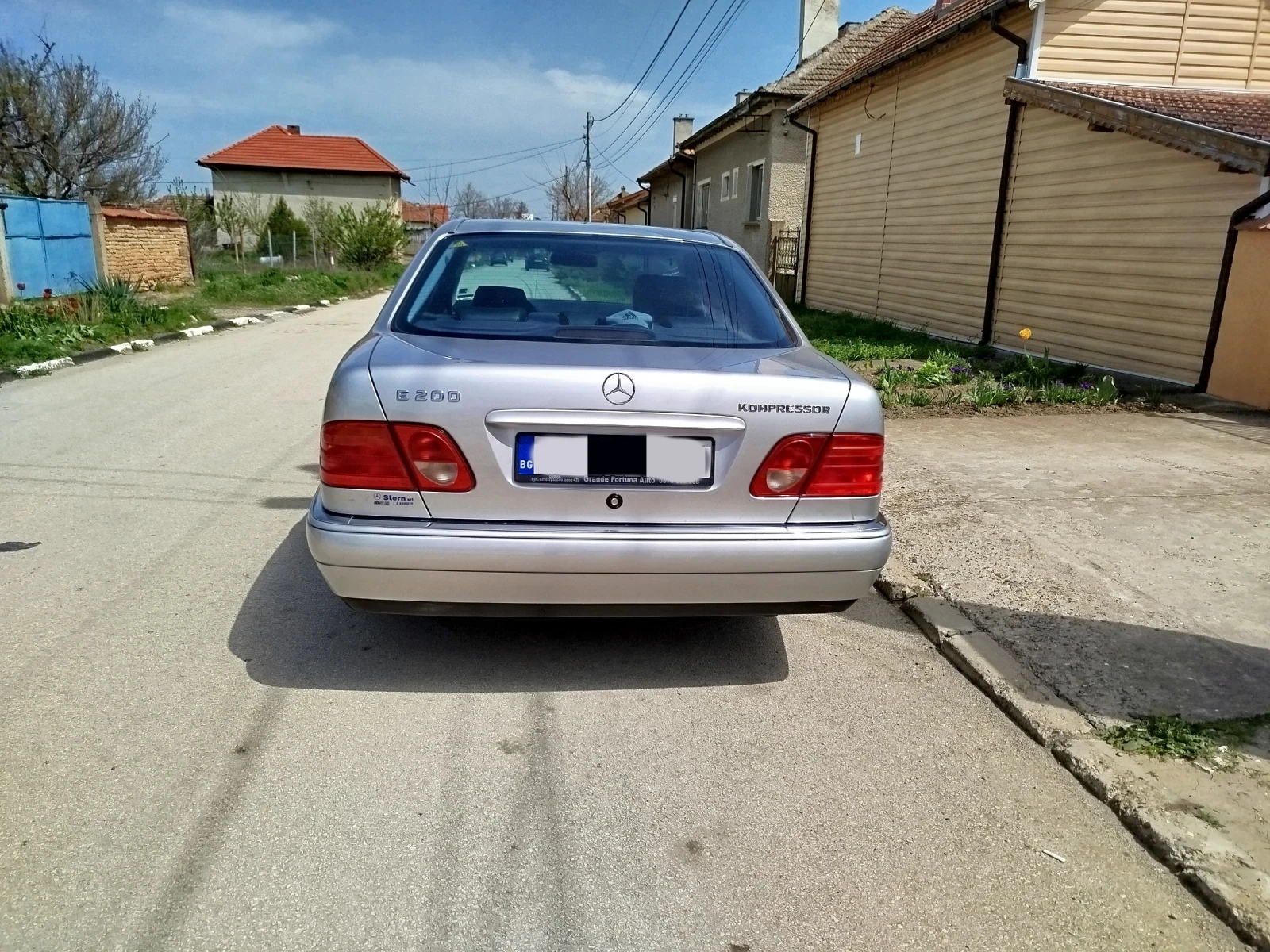 Mercedes-Benz E 200 Kompressor  - изображение 5