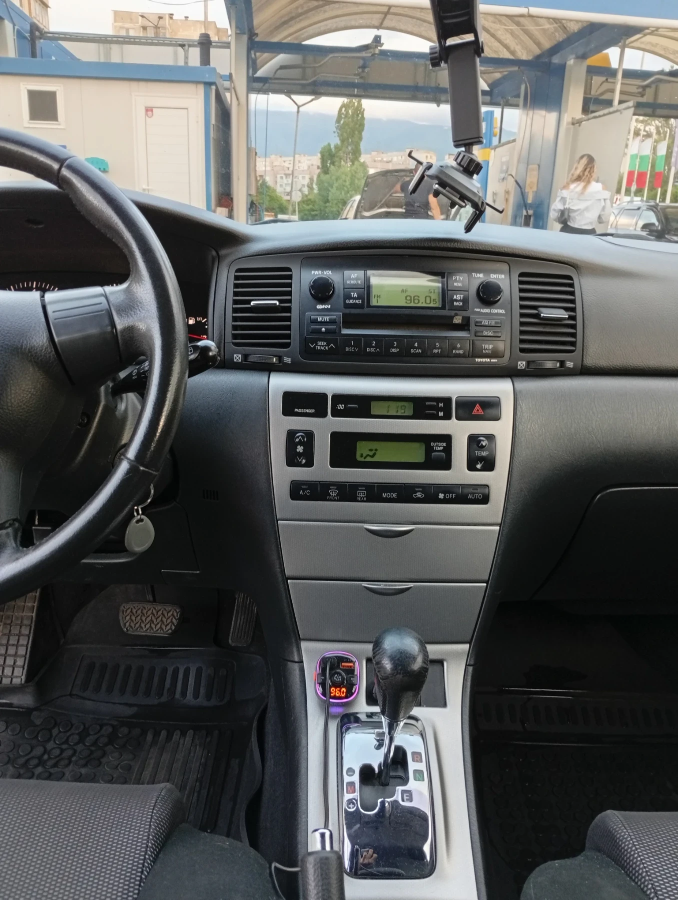 Toyota Corolla  - изображение 10