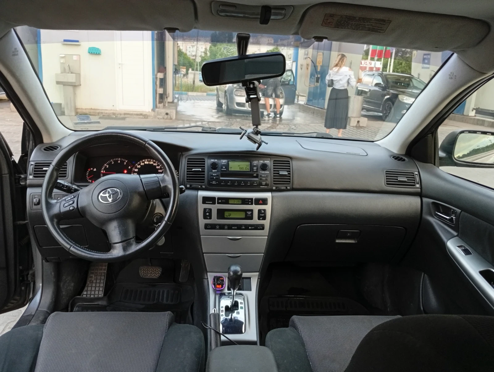Toyota Corolla  - изображение 8