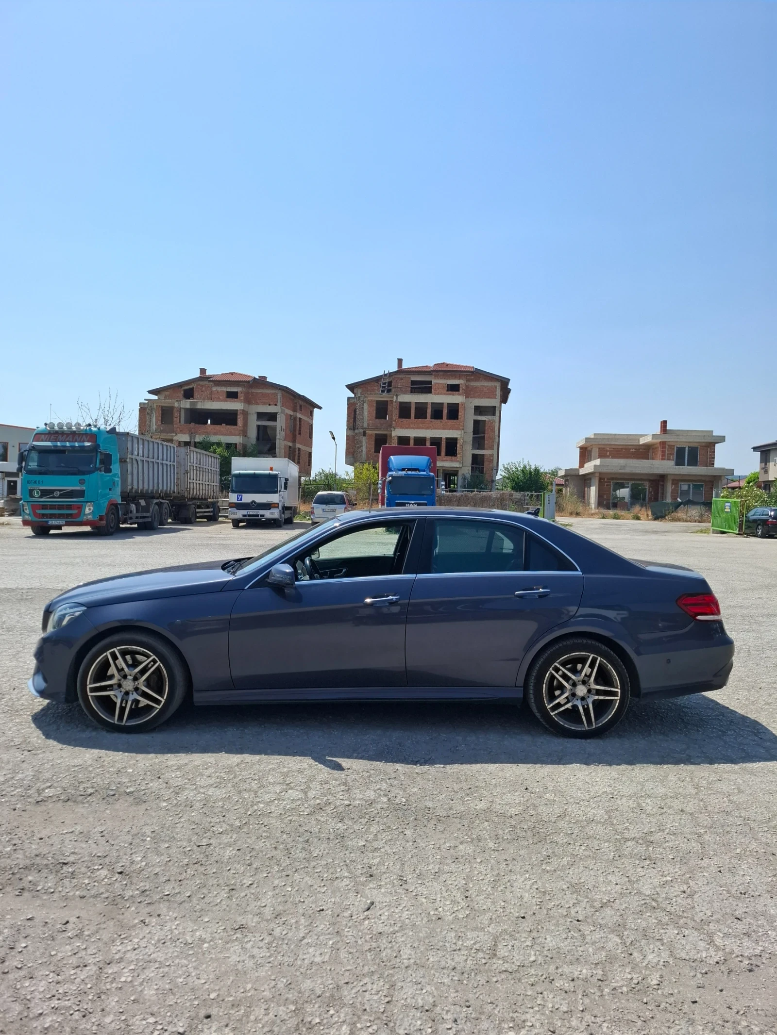 Mercedes-Benz E 350  - изображение 4