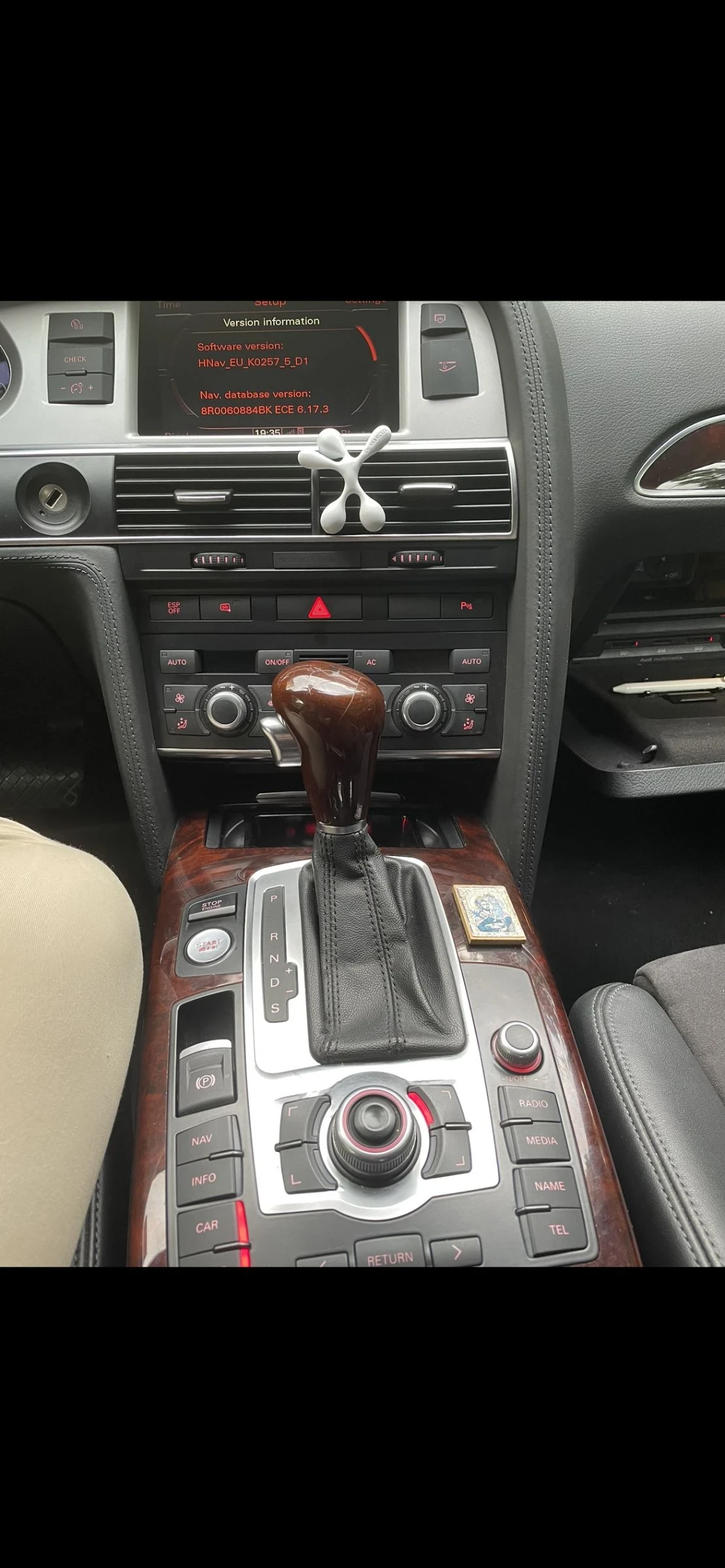 Audi A6 4.2 FSI - изображение 5