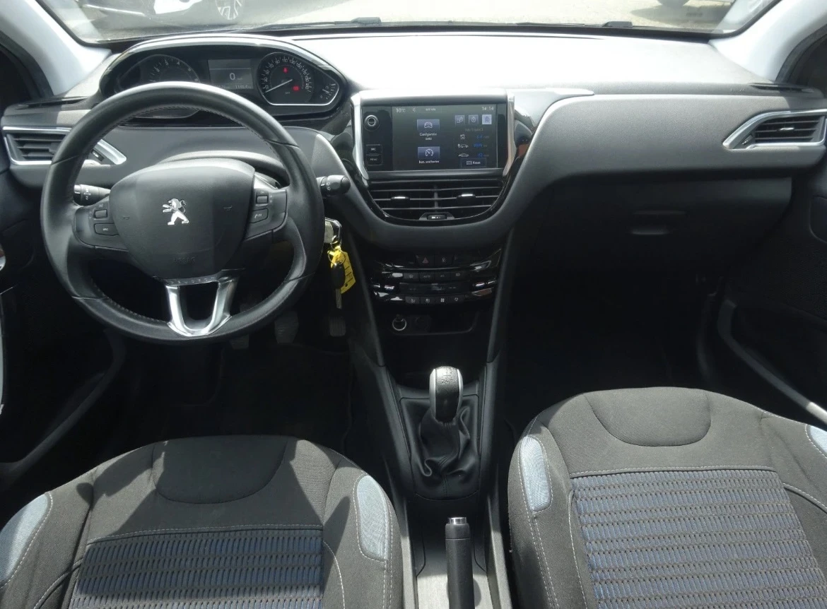 Peugeot 208 Allure - изображение 5