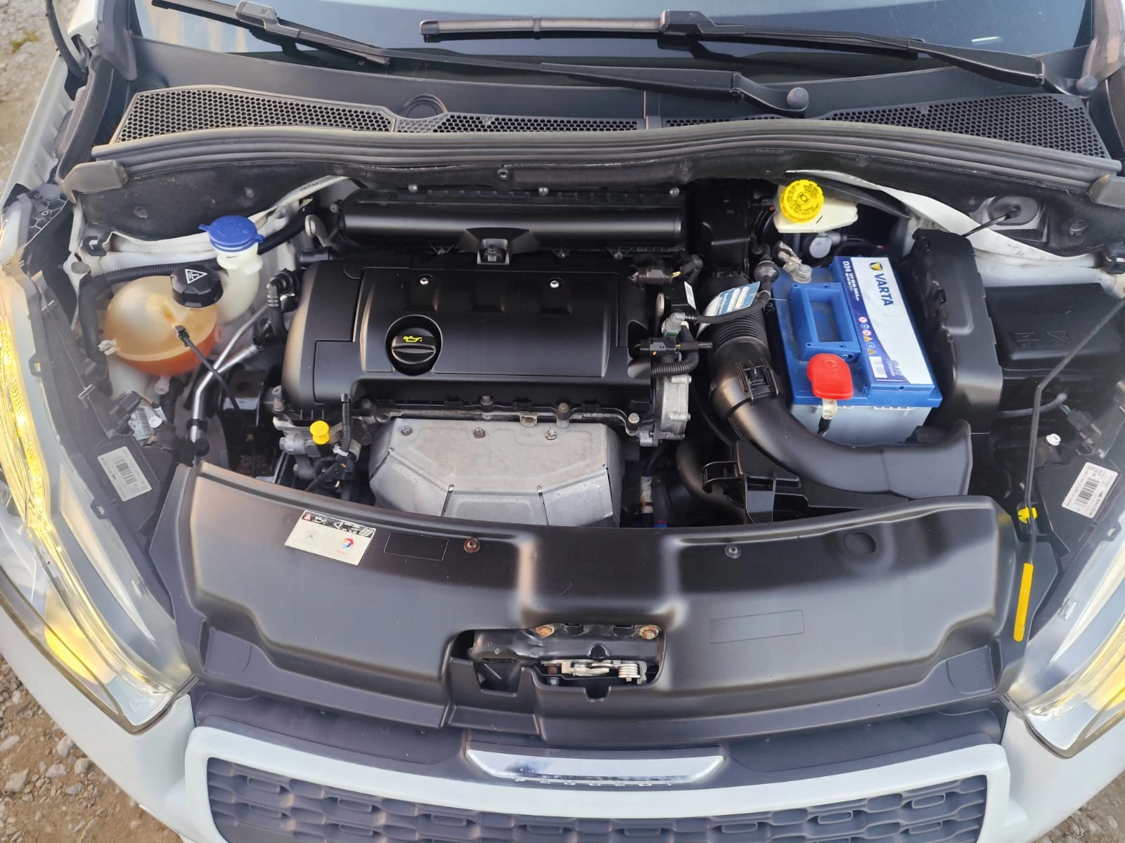 Peugeot 208 1.4 ������ | Mobile.bg � ����������� 15