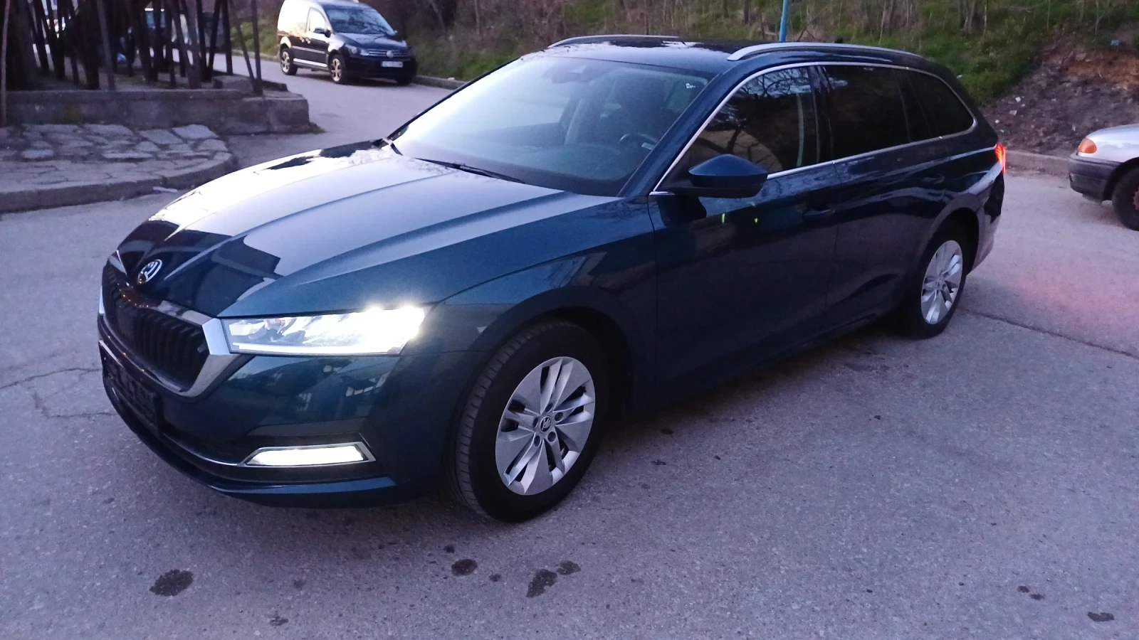 Skoda Octavia 1.5 g- tec metan dsg - изображение 2